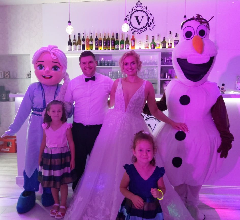 Elza a Olaf, ľadové královstvo